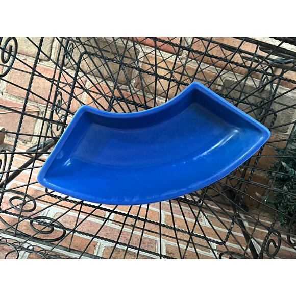 Longaberger Crescent Bowl Woven Traditions Cornflower Blue - Picture 1 of 5